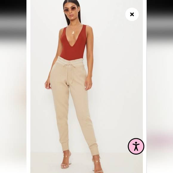 Pretty Little Thing Bodysuit - Picture 4 of 16